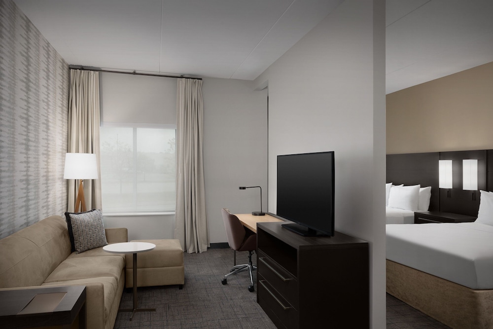 Studio, Multiple Beds - Photo 10