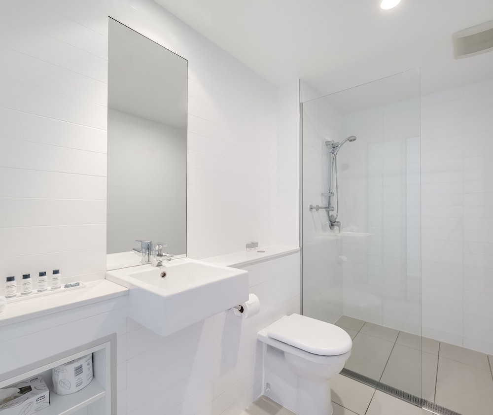 Premier Suite, 1 Bedroom - Photo 8