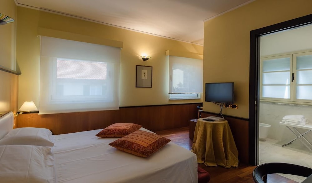 Double Room Single Use photo 3