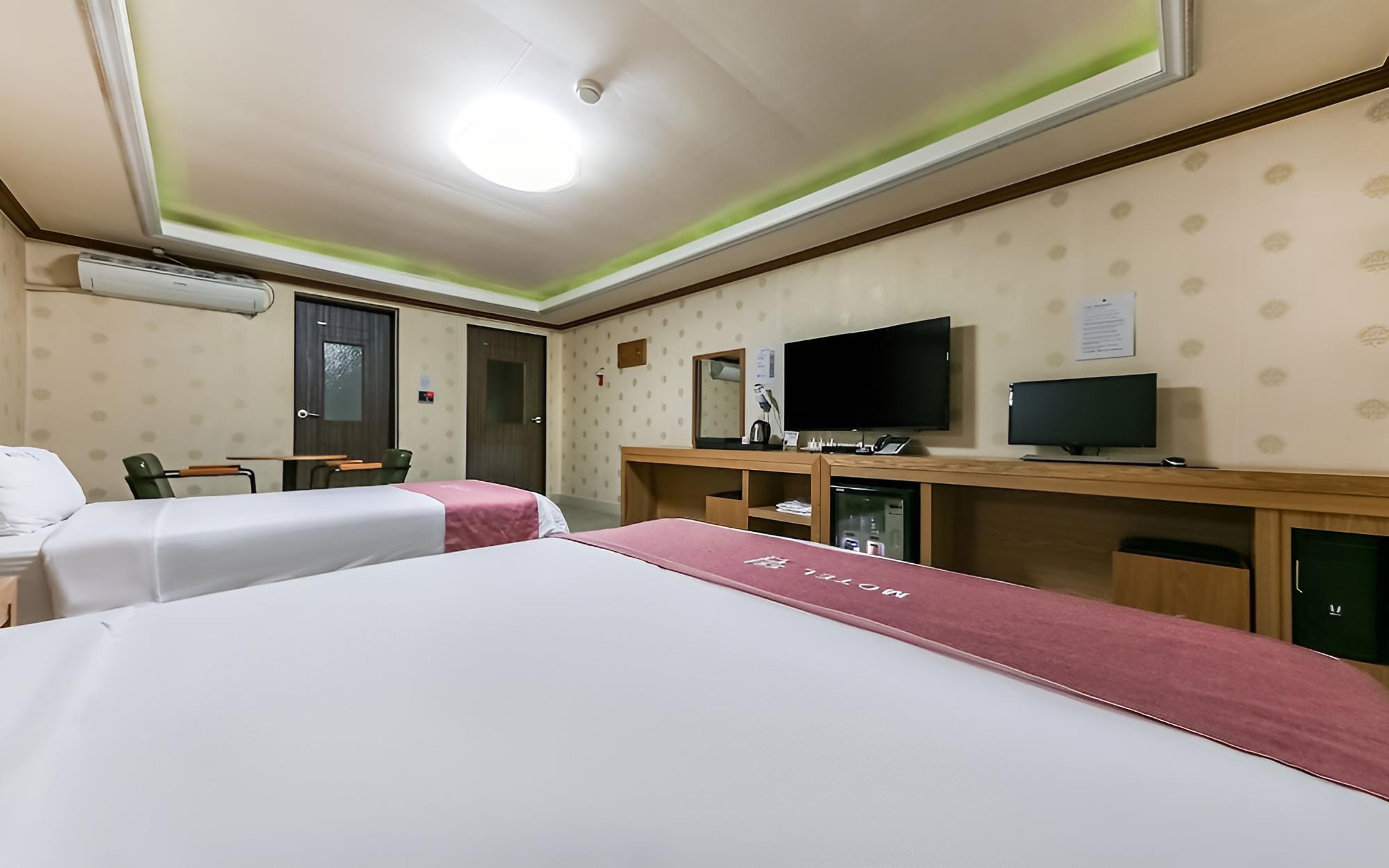 Room (Twin Room) photo 3