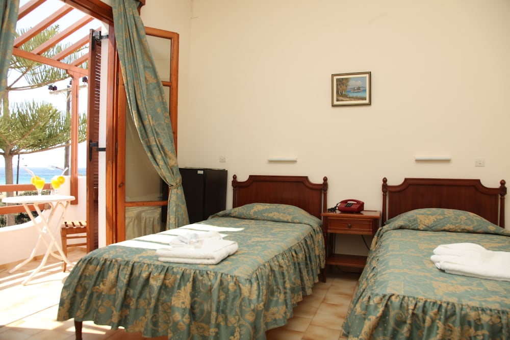 Double Room, Garden View, Ground Floor - Photo 3