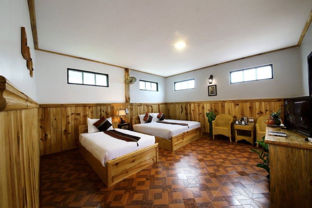 Deluxe King Room photo 3