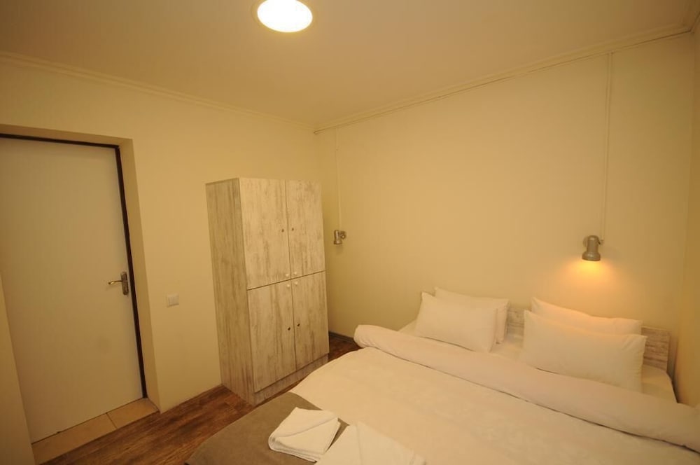 Economy Double Room photo 3