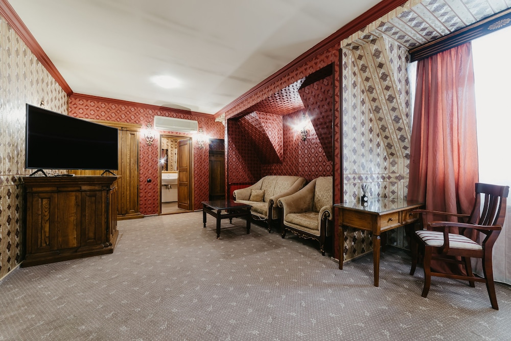 Deluxe Studio Suite photo 3