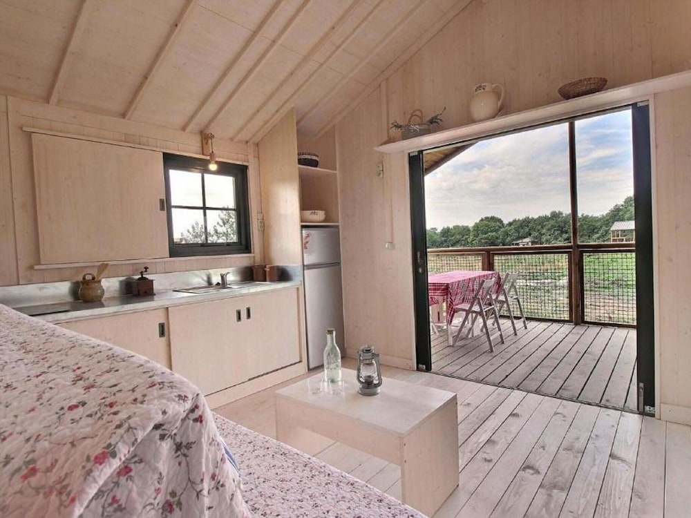Bungalow photo 2