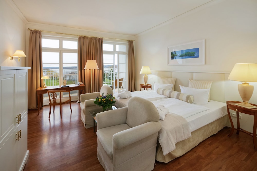 Executive Room, Balcony photo 3