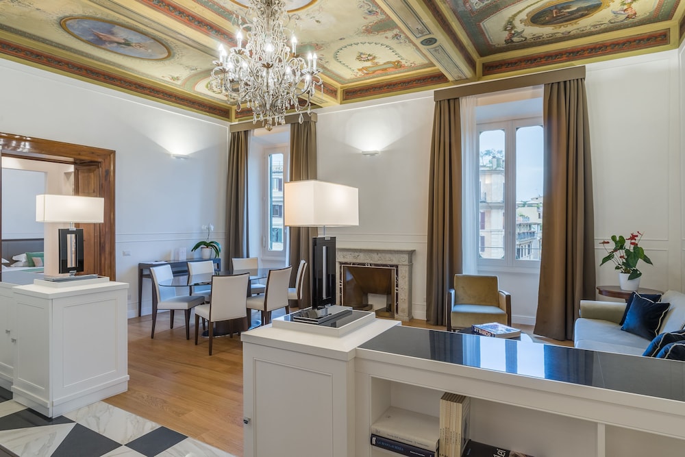 Superior Suite, 2 Bedrooms, City View photo 1