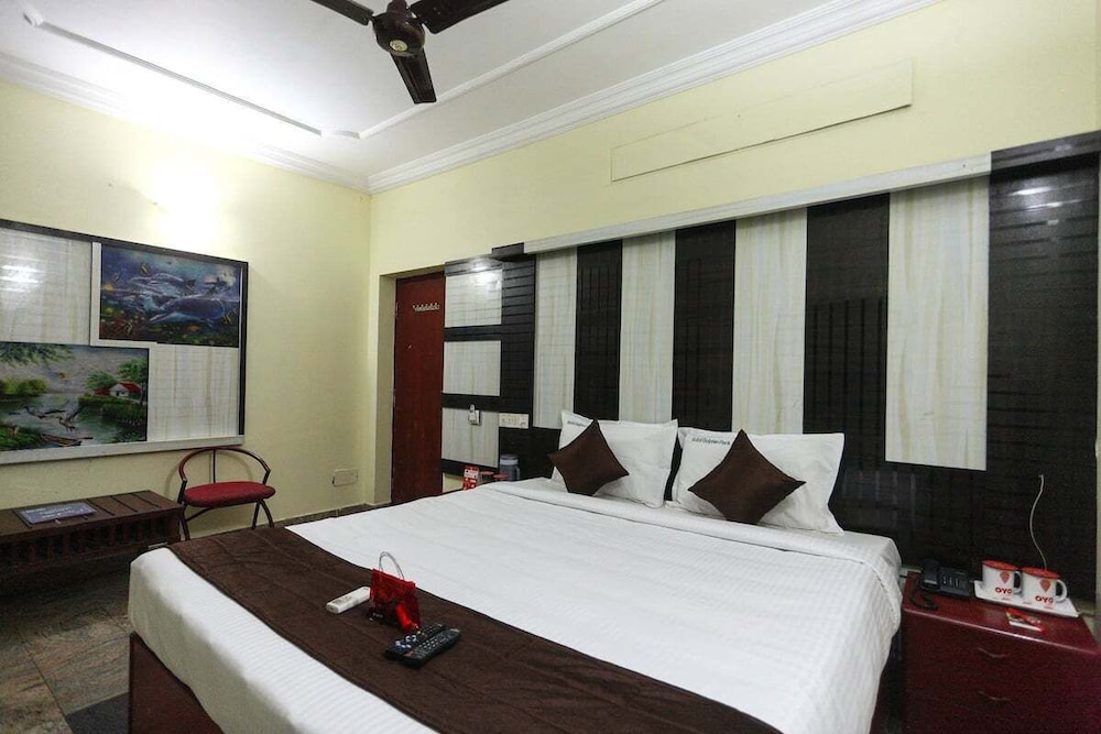 Standard Double Room - Photo 9