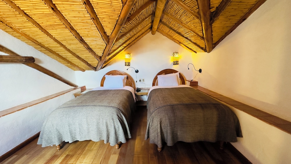 Triple Room, Kitchenette, Mountain View - Photo 1