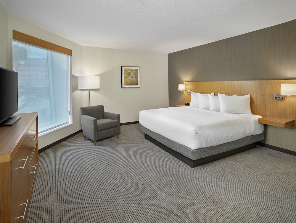 Suite, 1 Bedroom, Kitchen