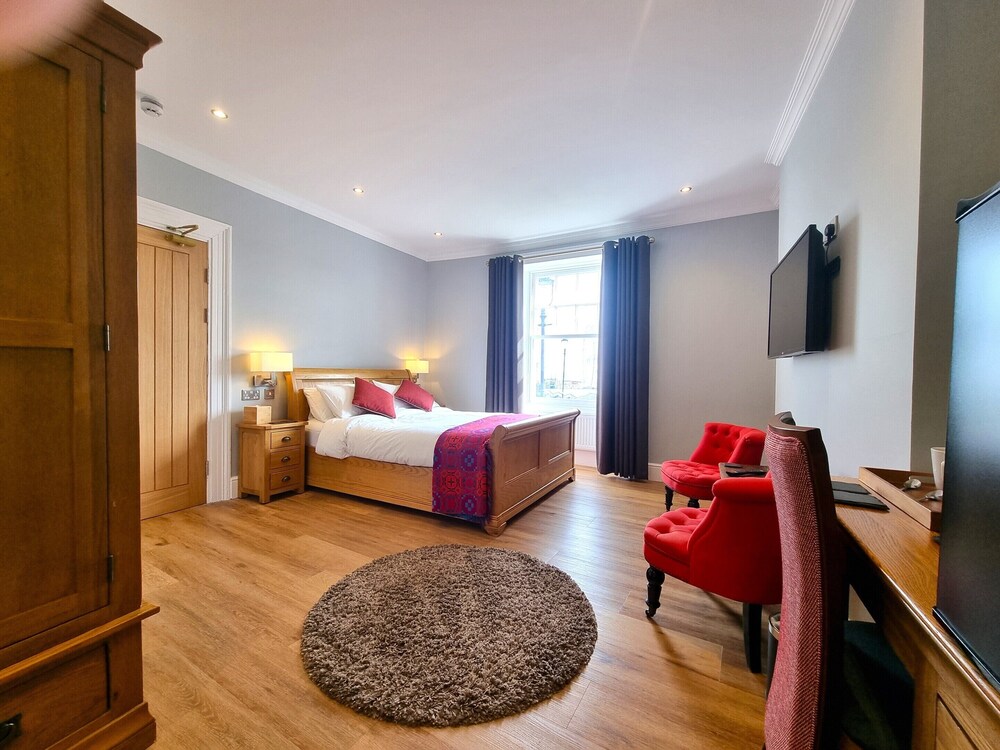 Standard Double Room, Ensuite, Sea View (102)