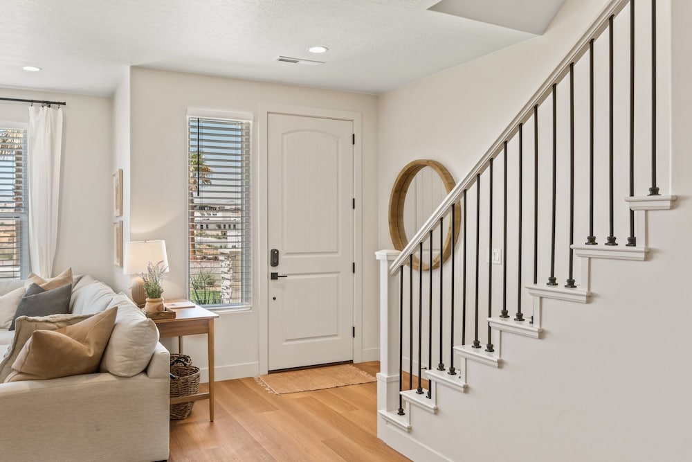 Townhome, 4 Bedrooms photo 2