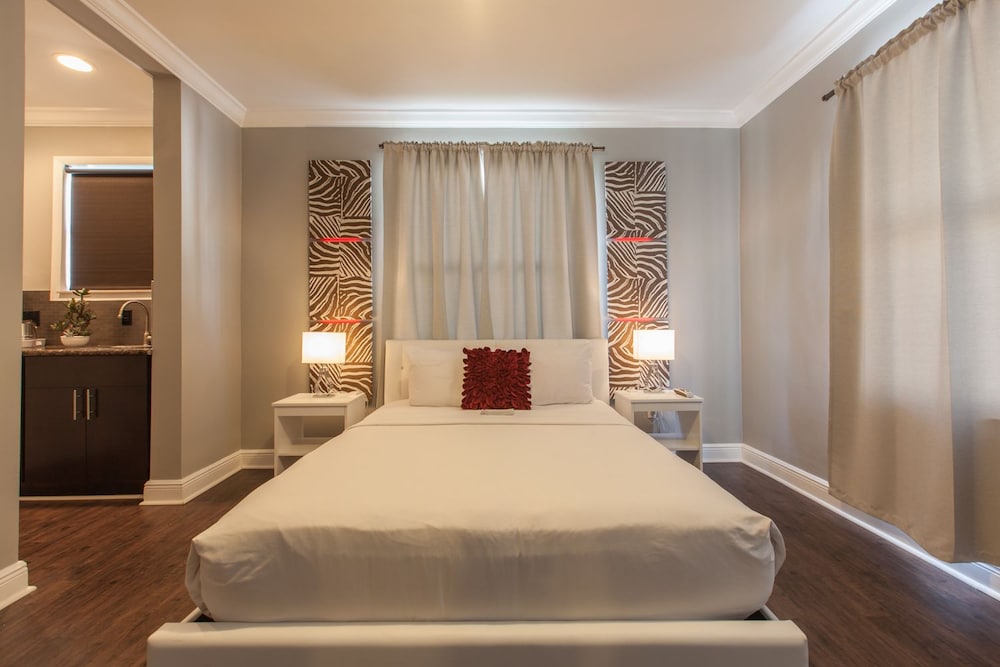 Deluxe Suite, 2 Queen Beds