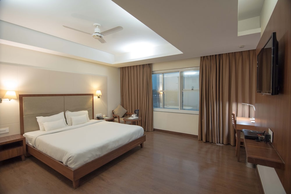 Executive Room - Photo 3