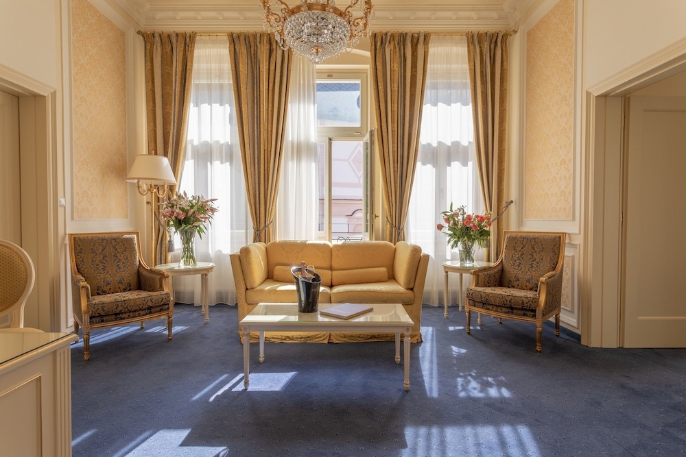 Junior Suite - Photo 1