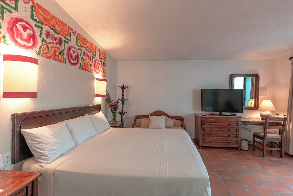 Junior Room - Photo 1