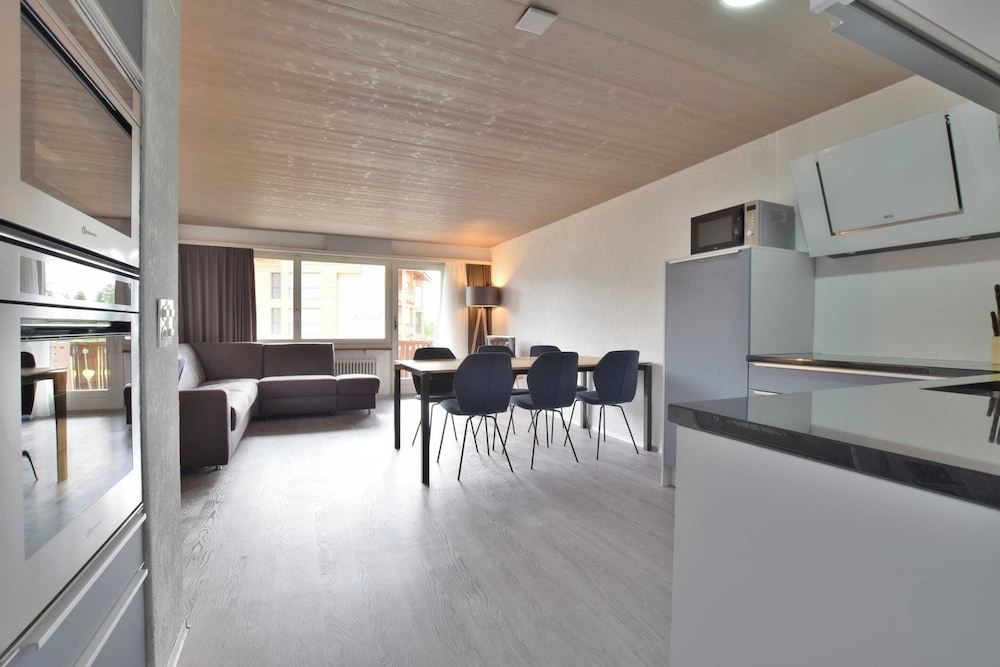 Basic Apartment photo 1