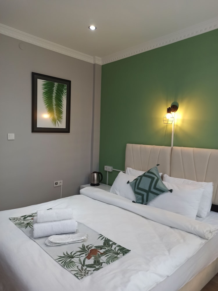 Deluxe Room, Balcony photo 1