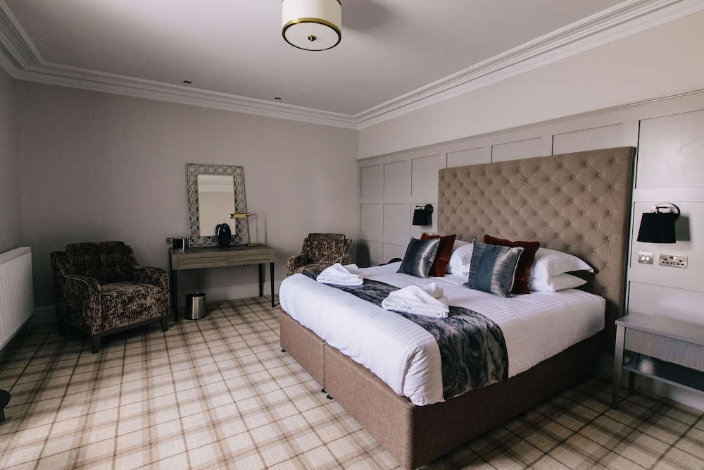 MacDonald Suite - Photo 1