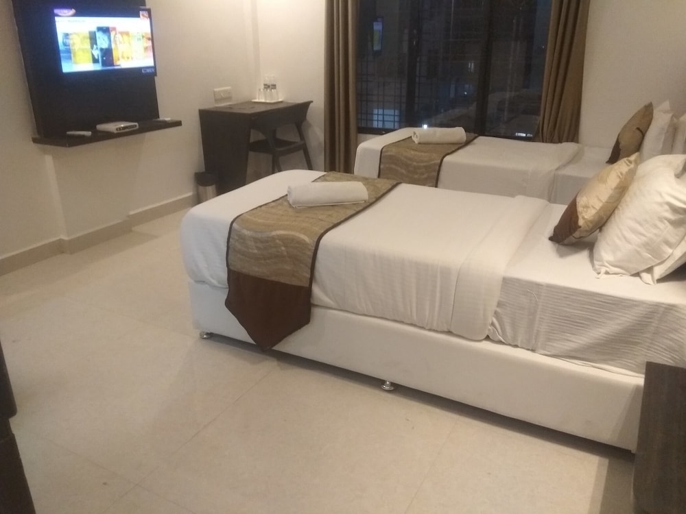 Standard Double Or Twin Room, 1 Bedroom, Accessible, City View