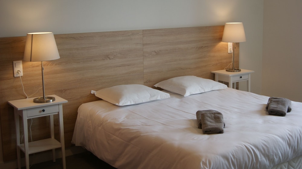 Double Room - Photo 2