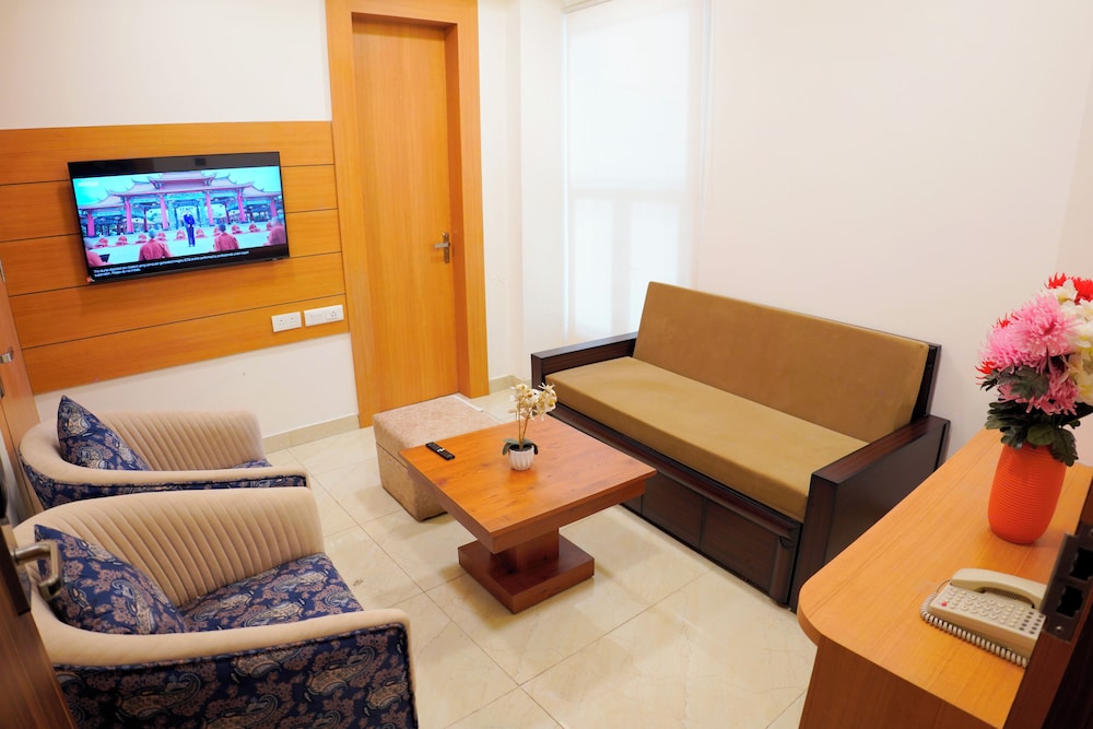 Deluxe Studio Suite photo 3