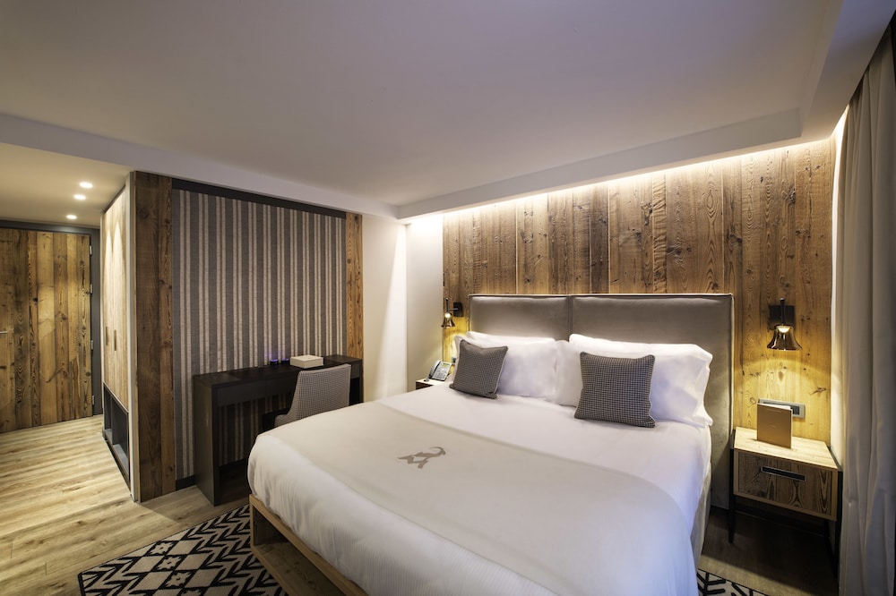 Classic Double Room, 1 Queen Bed