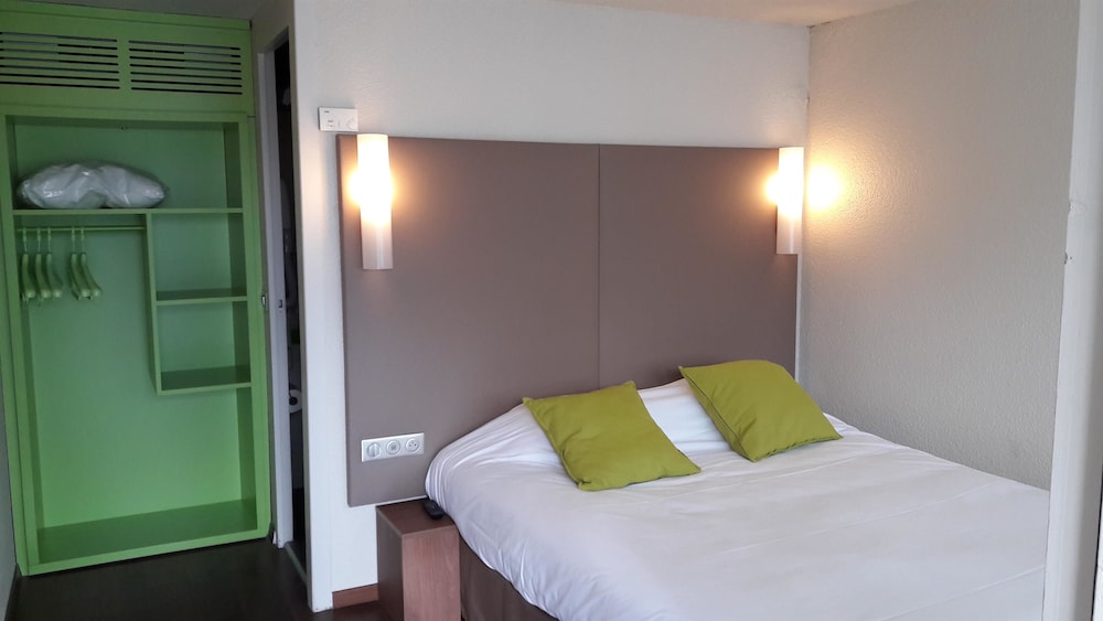 Standard Room, 1 Double Bed - Photo 5