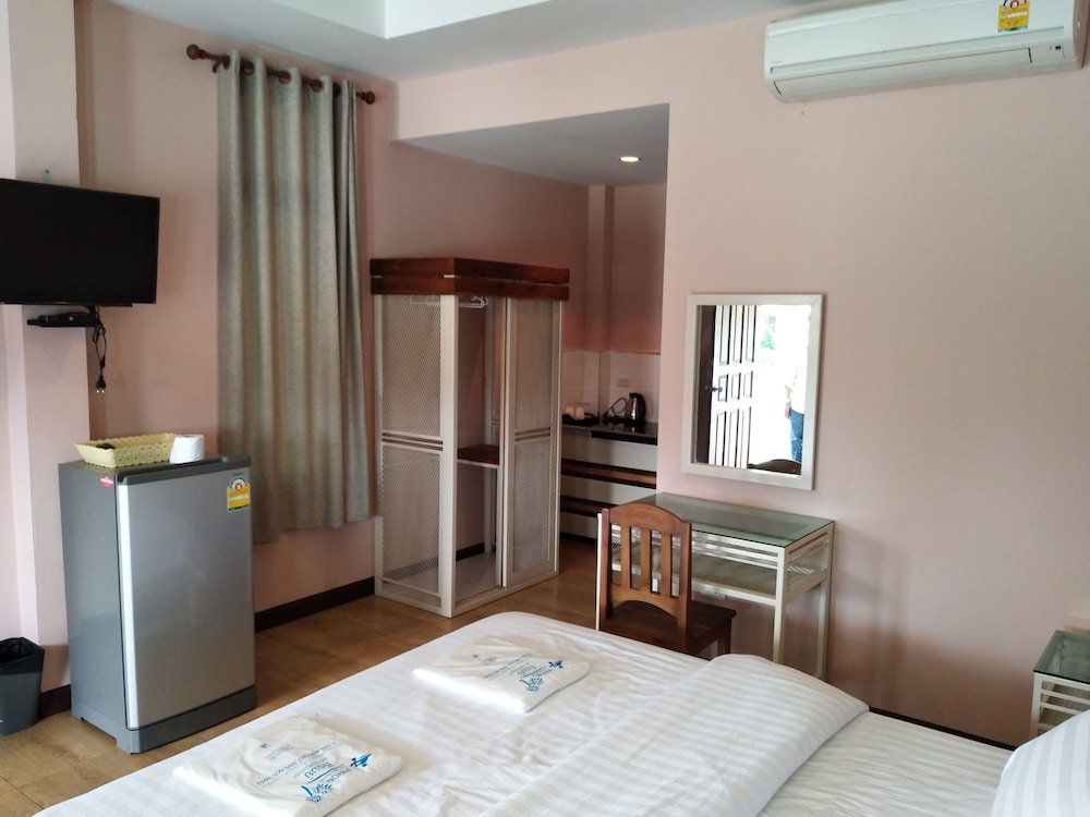 Standard Double Room photo 2