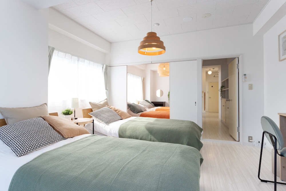 Family House, 4 Bedrooms, City View photo 1