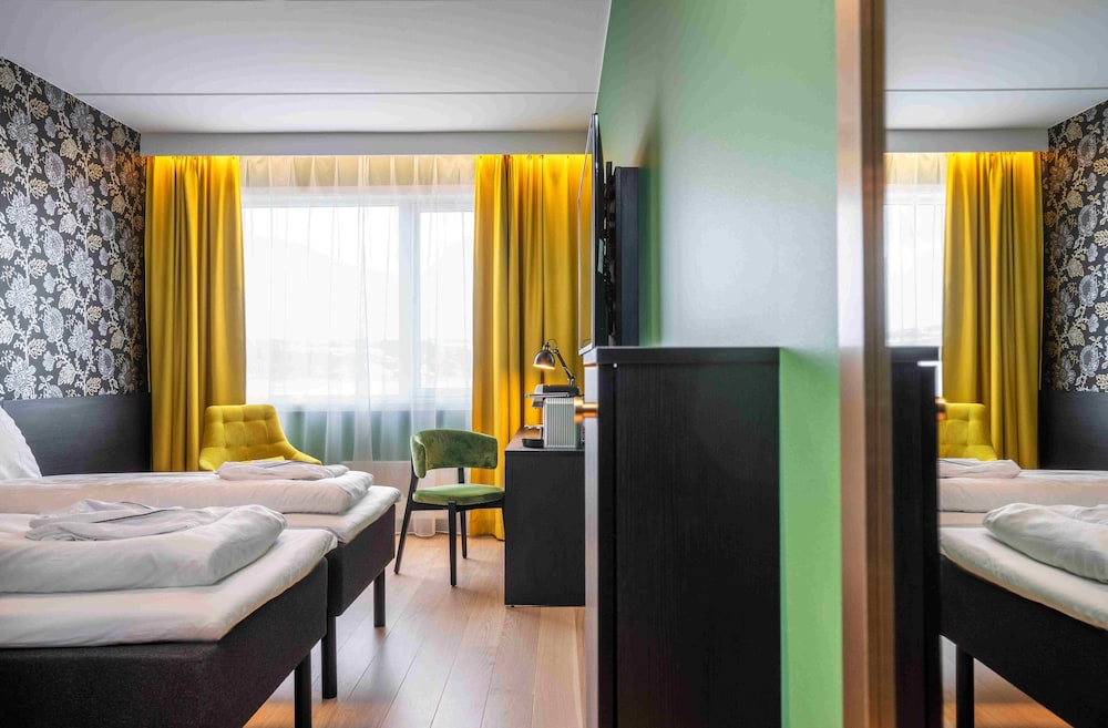 Superior Room, Non Smoking - Photo 6