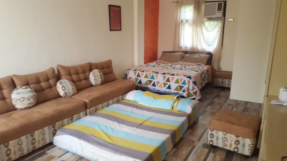 2 Storey Unit photo 2