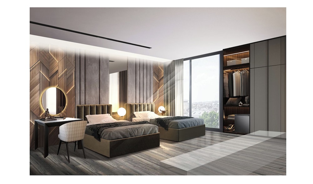 Grand Room, Bathtub