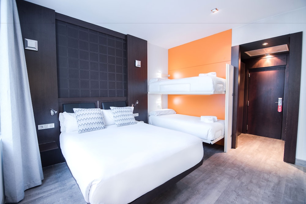 Quadruple Room photo 3