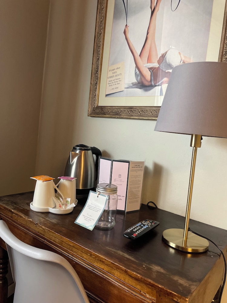 Double Room - Photo 2