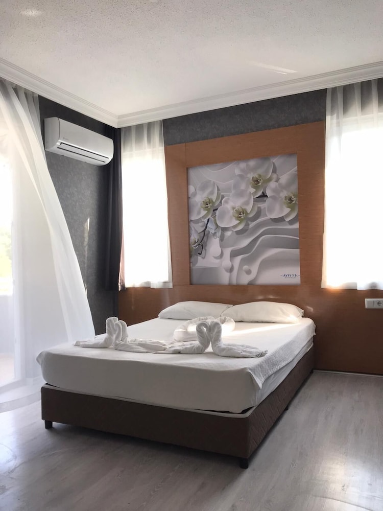 Standard Room photo 1