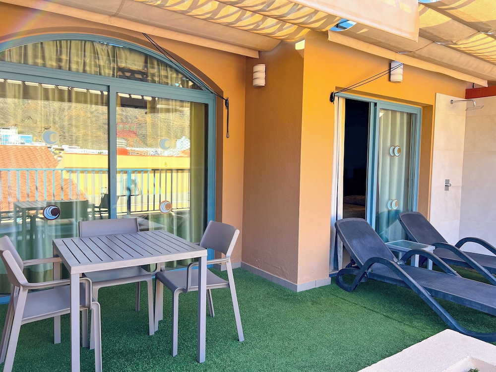 Superior Apartment (2 adults + 1 child) thumbnail 6