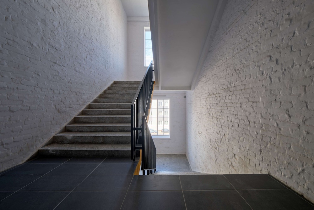 City Loft - Photo 10