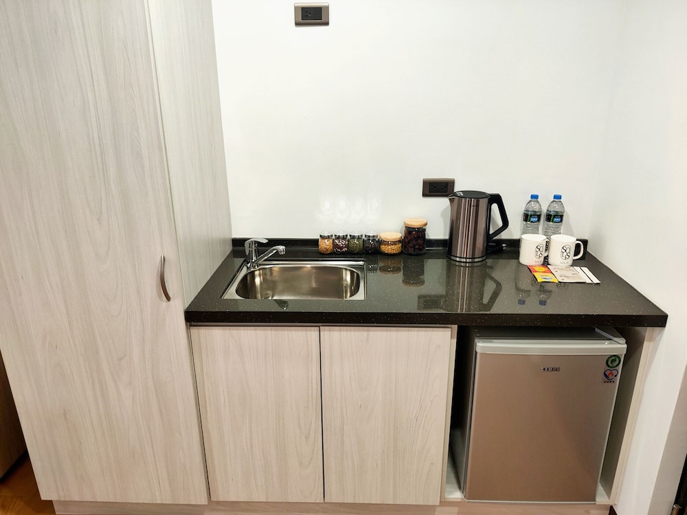 Standard Double Room - Photo 5