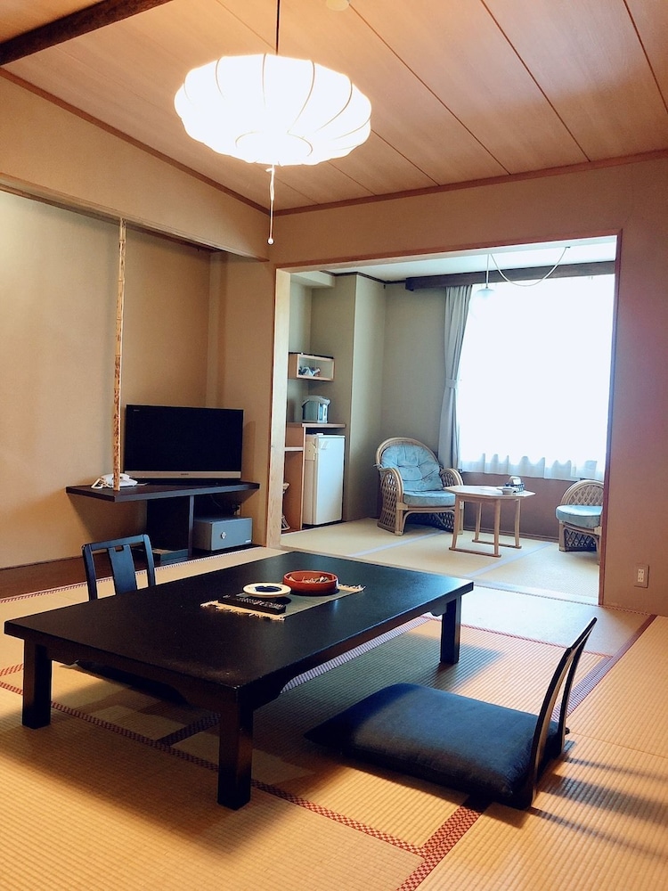 Room, Smoking, Mountain View (For 2 Guests)