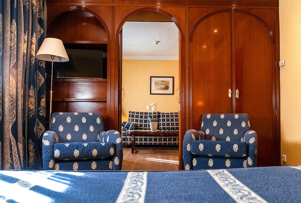 Presidential Suite photo 3