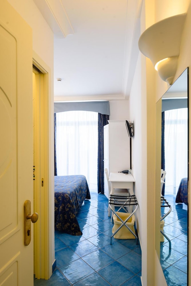 Comfort Double Room - Photo 2