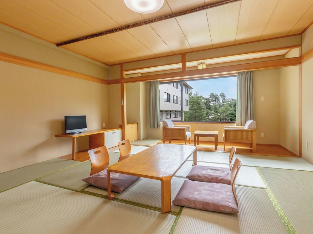 Japanese-style room B (12 tatami mats) Non smoking