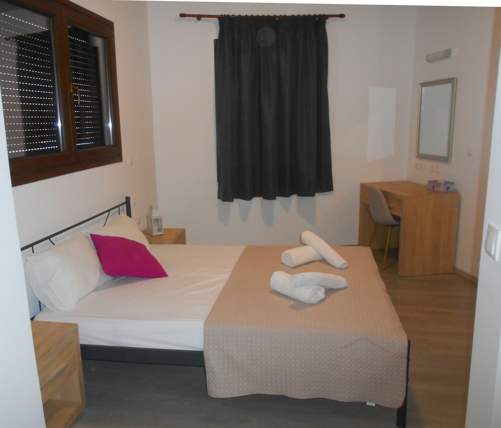 Suite, 1 Bedroom, Garden View photo 3