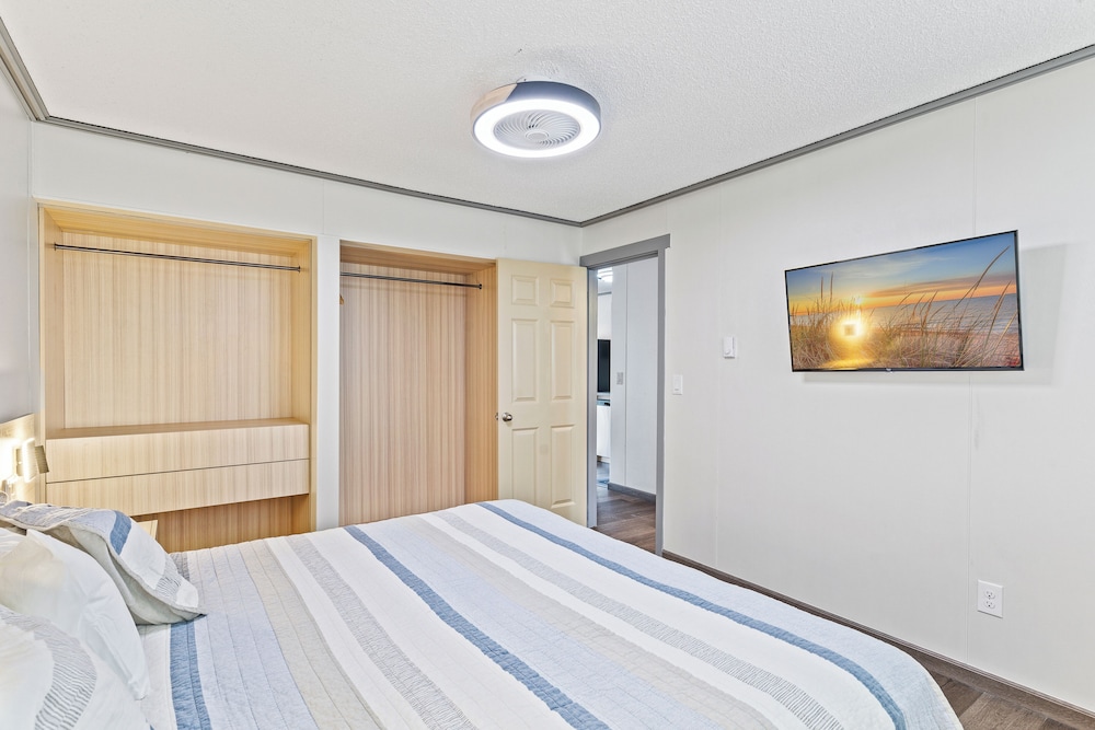Family Suite, Non Smoking, River View photo 1