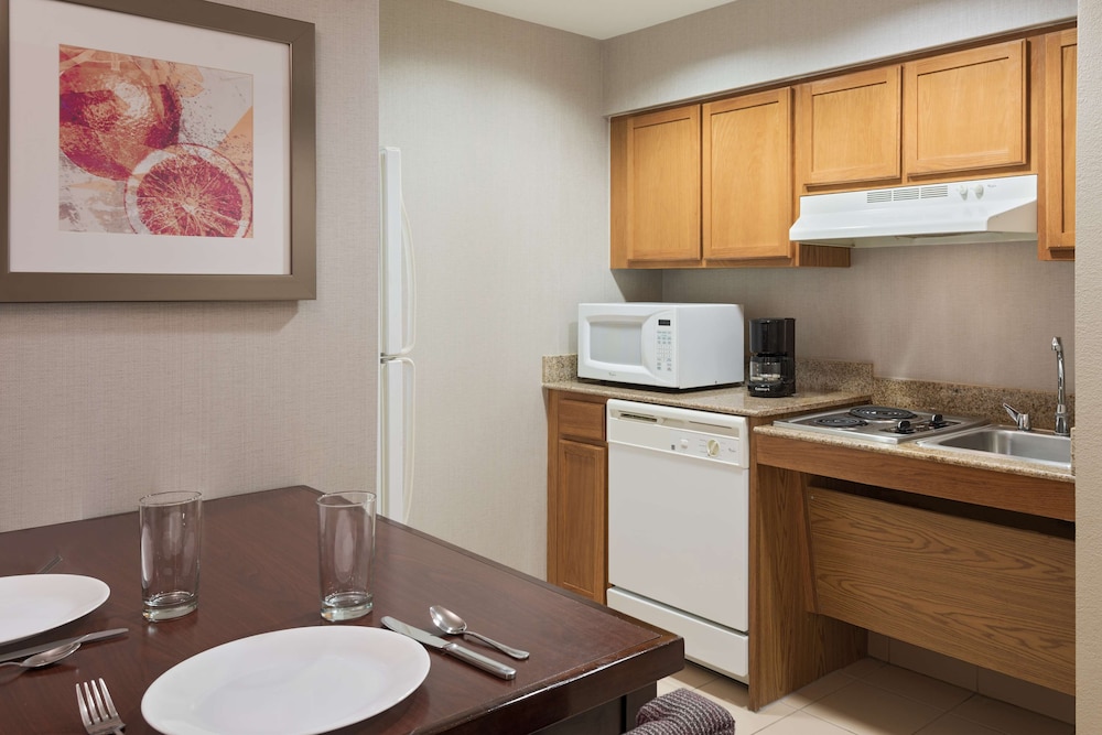 Premium Suite, 1 King Bed, Accessible, Bathtub