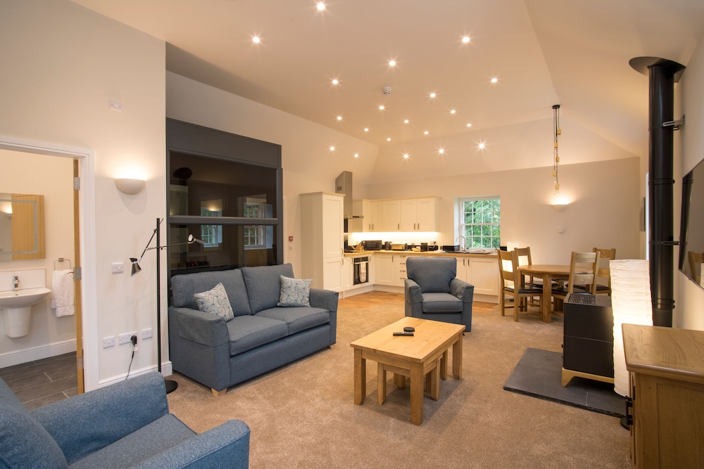 Apartment (2 Bedrooms)