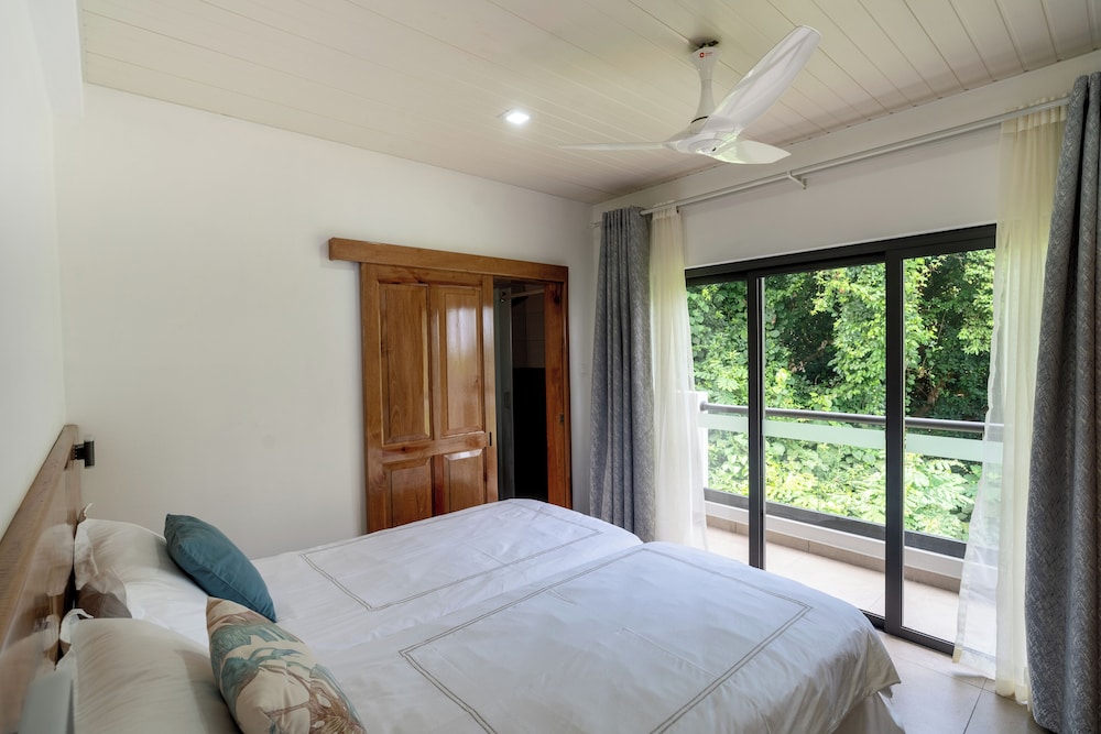 Family Apartment, 2 Bedrooms, Kitchen, Ocean View