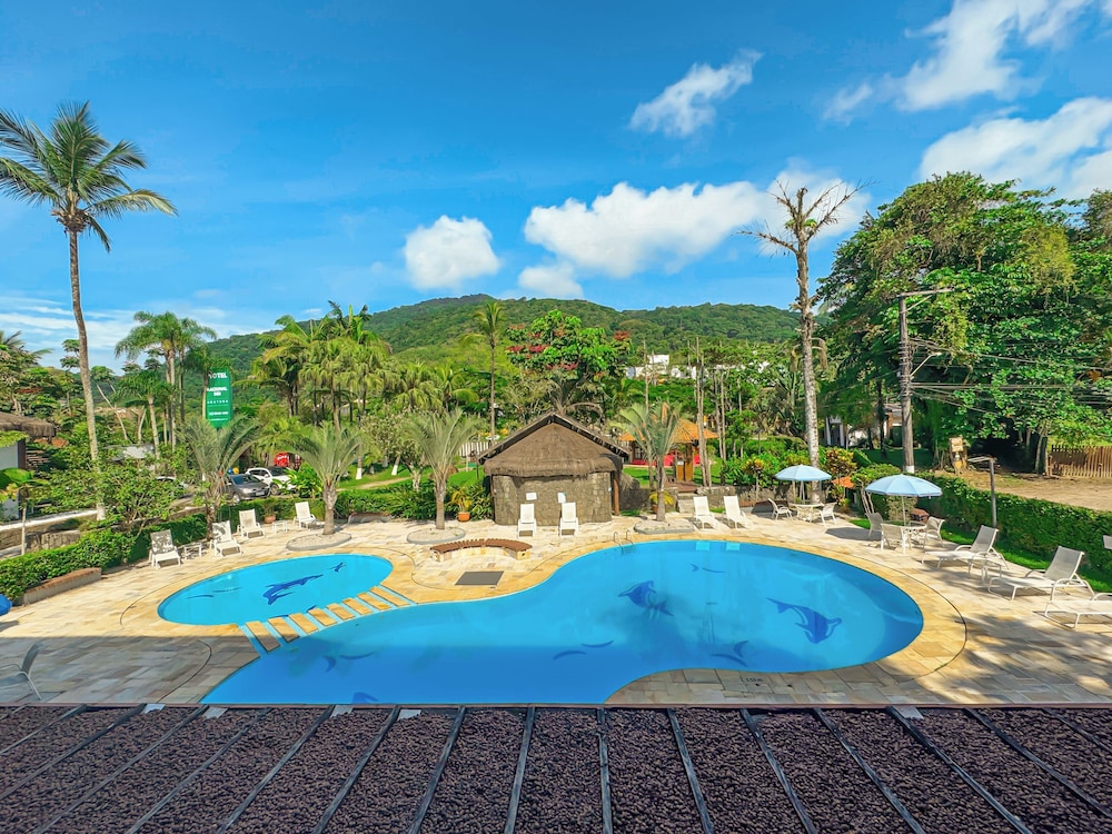 Apartamento Duplo - Frente Piscina