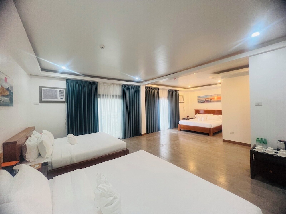 Family Suite photo 2